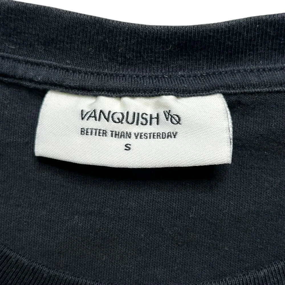 Vanquish Fitness T-Shirt Mens Small Black Panther Graphic Oversized VQ Tee‎